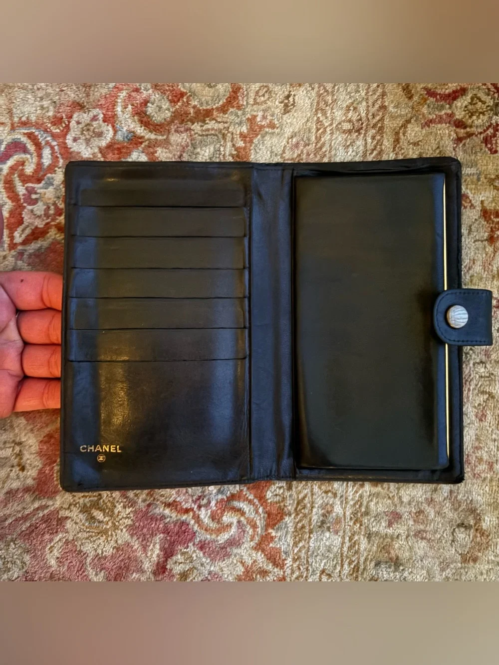 CHANEL Vintage CC Black Leather Wallet